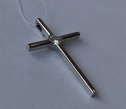 Крестик новый с бриллиантом 0,25 кт 4/5 - Киев