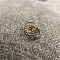 Продам Золотое Кольцо Cartier Trinity - Киев