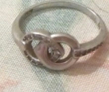 Продам красивое серебряное кольцо кольцо с камушками - Черкассы