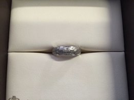 Продам золотое кольцо carrera - Киев