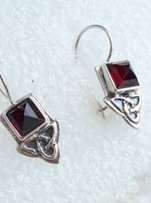 Шикарные серебрянные серьги с гранатом - Макеевка