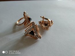 Продам срочно золотой комплект. - Днепр