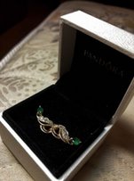 Продам золотые серьги с изумрудом - Херсон