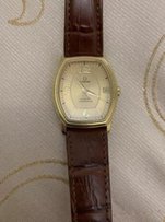 Продам золотые наручные швейцарские часы Omega - Киев
