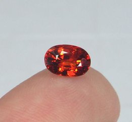 Природный гранат спессартин 1.26ct овал, 7х5 ВИДЕО - Львов